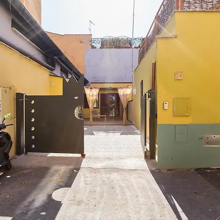 Vivilo Collection - Pigneto Patio Parking *